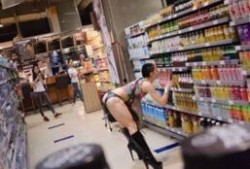 成都超市爆料视频曝光最新,揭秘食品安全问题与超市管理乱象